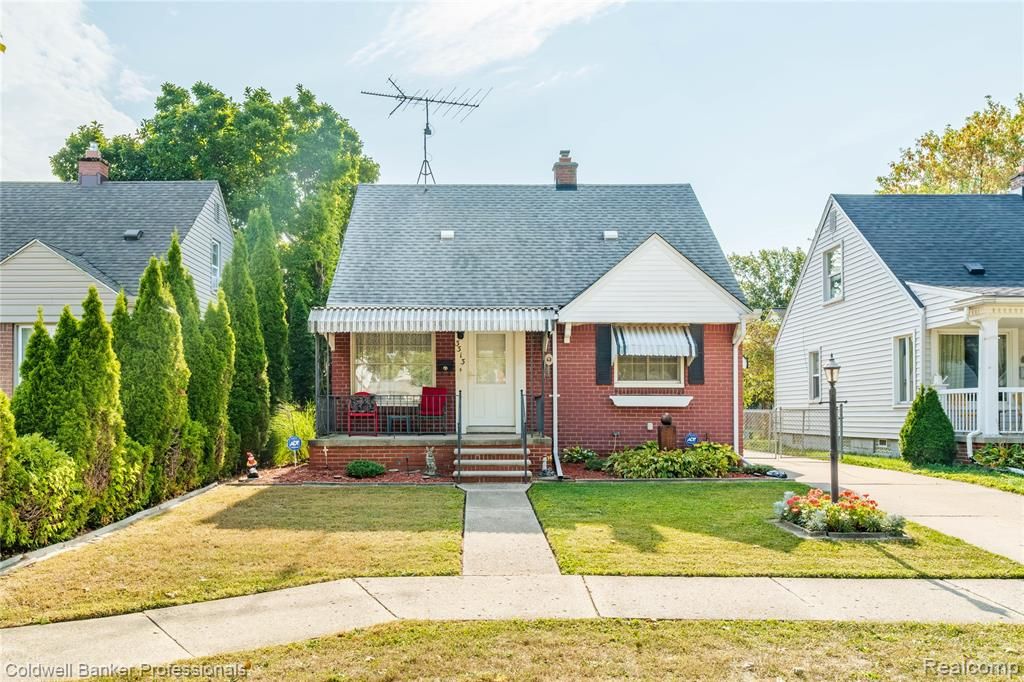 3313 Hollywood Street, Dearborn, MI 48124