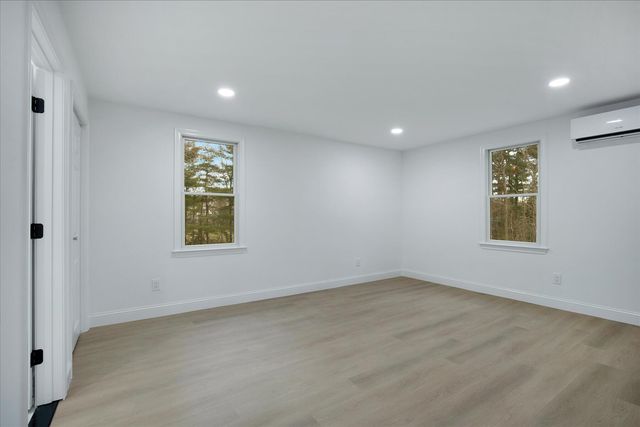 42 Bayberry Drive, Mashpee, MA 02649