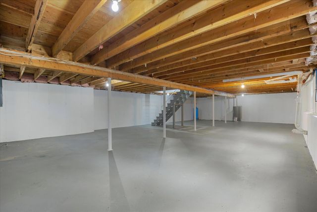 42 Bayberry Drive, Mashpee, MA 02649