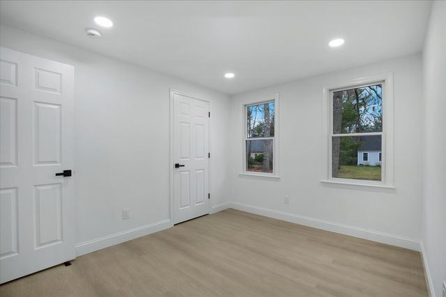 42 Bayberry Drive, Mashpee, MA 02649