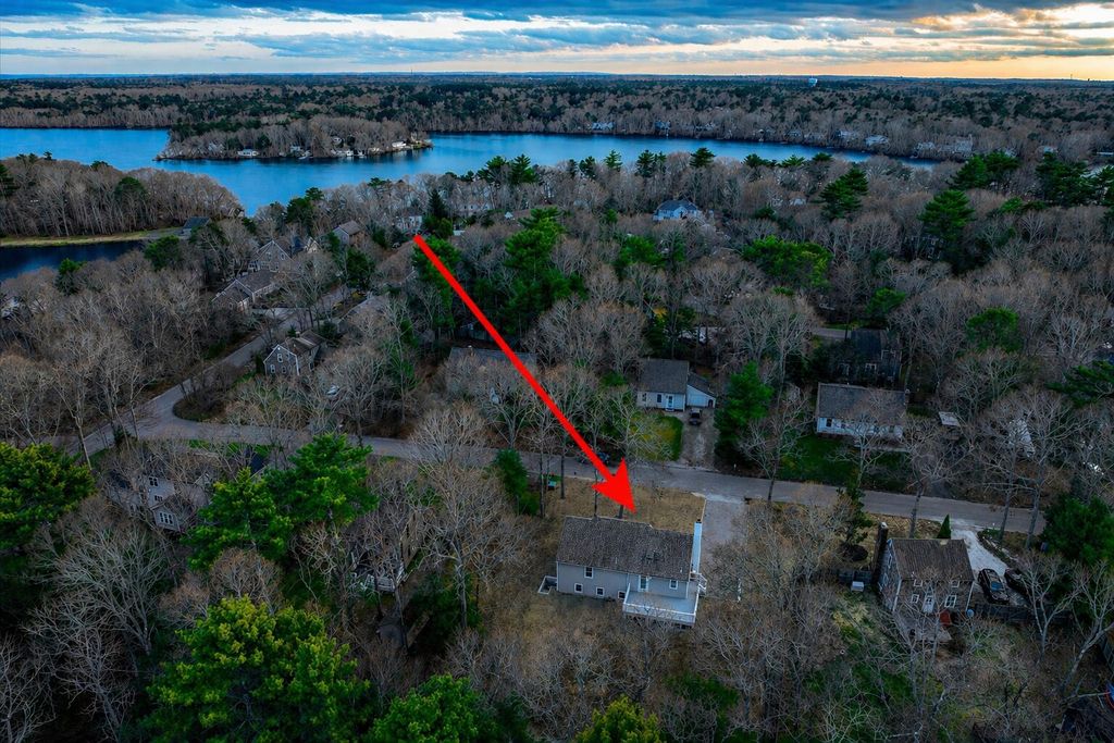 42 Bayberry Drive, Mashpee, MA 02649