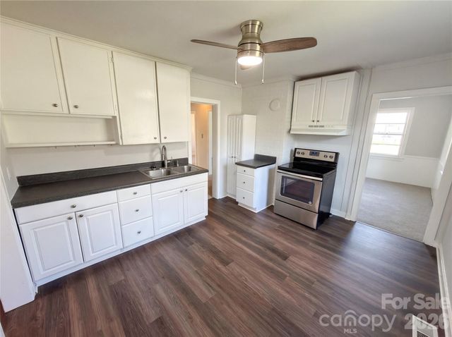 1114 Grace Avenue, Lancaster, SC 29720