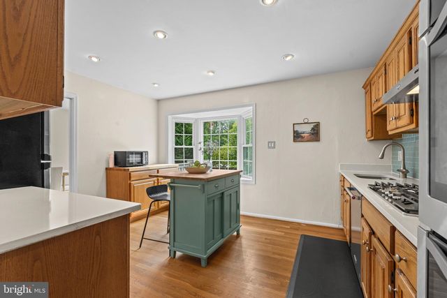 1731 TAMERISK CT, Vienna, VA 22182