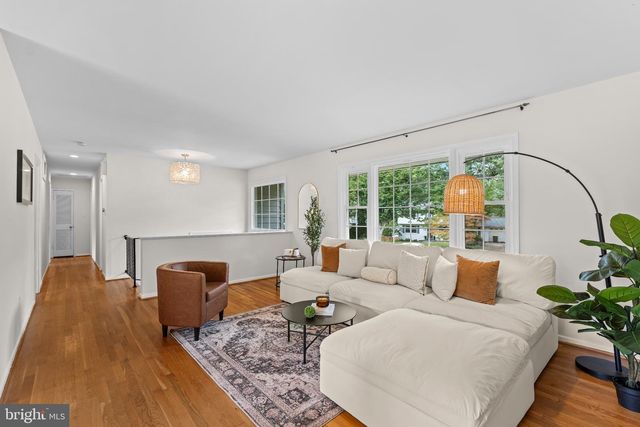 1731 TAMERISK CT, Vienna, VA 22182