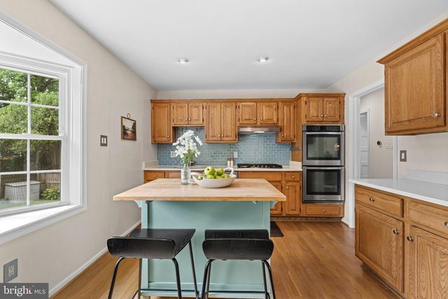 1731 TAMERISK CT, Vienna, VA 22182
