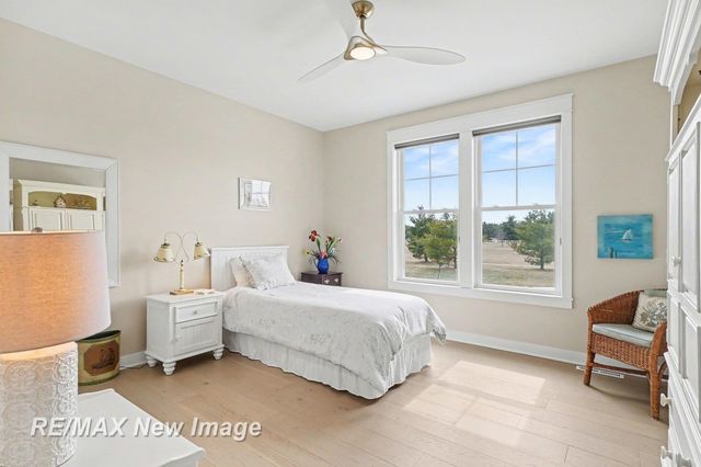 419 Copper Leaf Court, Midland, MI 48642