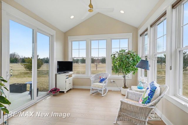 419 Copper Leaf Court, Midland, MI 48642