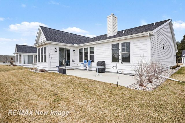 419 Copper Leaf Court, Midland, MI 48642