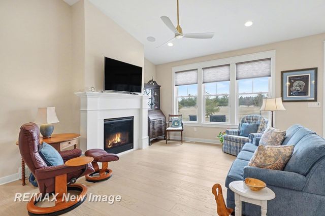 419 Copper Leaf Court, Midland, MI 48642