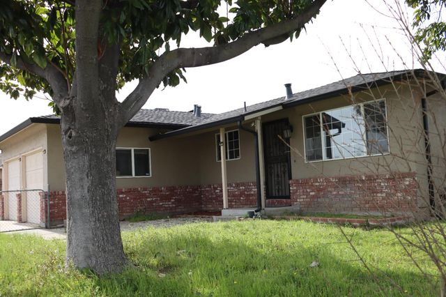 1217 Princeton Pl, Manteca, CA 95336