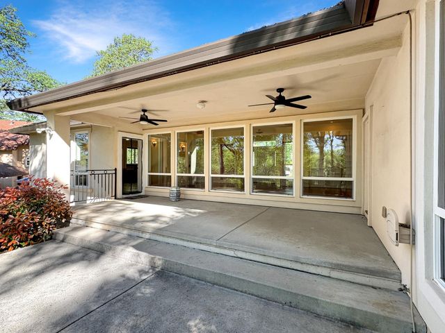 12097 Elm Ct, Auburn, CA 95602