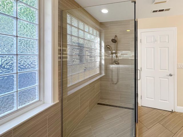 12097 Elm Ct, Auburn, CA 95602