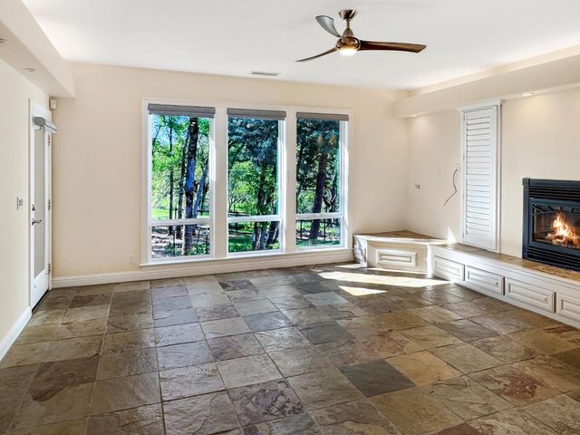 12097 Elm Ct, Auburn, CA 95602