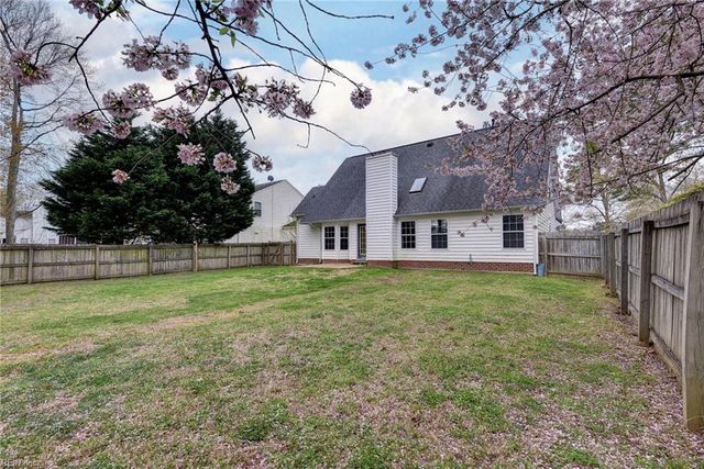 108 Edwards CT, Yorktown, VA 23693