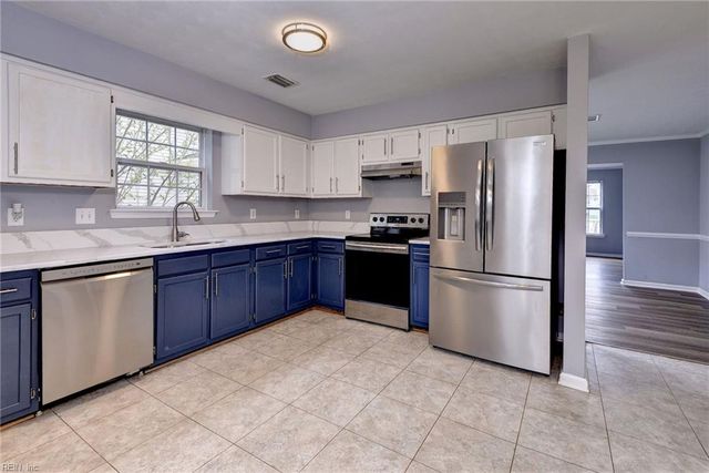 108 Edwards CT, Yorktown, VA 23693