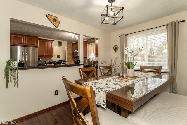 652 Saint Lawrence Boulevard, Eastlake, OH 44095