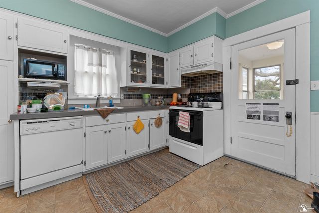 224 Cherry Street, Blissfield, MI 49228