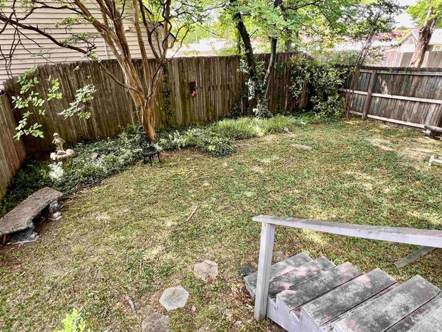 563 SUMMITT ST, Memphis, TN 38104