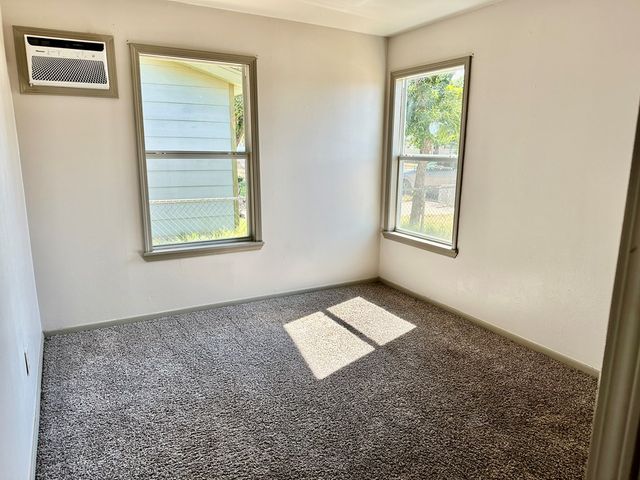 912 W 36th St, Odessa, TX 79764