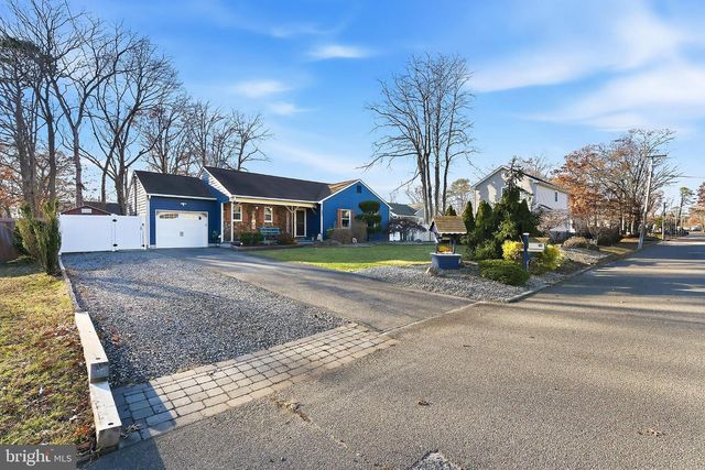 635 CHELSEA ST, Forked River, NJ 08731