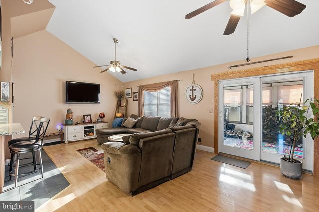 635 CHELSEA ST, Forked River, NJ 08731