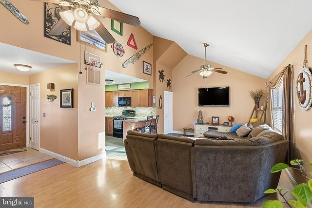 635 CHELSEA ST, Forked River, NJ 08731