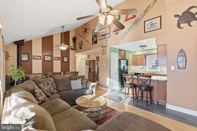 635 CHELSEA ST, Forked River, NJ 08731