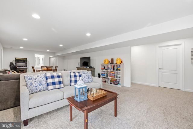 113 IRELAND DR, Fredericksburg, VA 22406