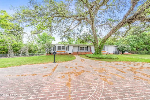 201 Edgewood Drive, Lafayette, LA 70503