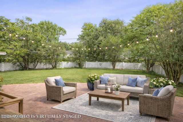 201 Edgewood Drive, Lafayette, LA 70503