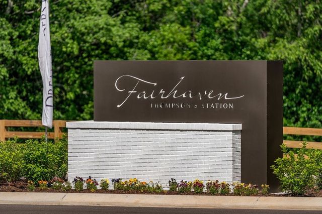 5037 Fairhaven Cir, Thompsons Station, TN 37179