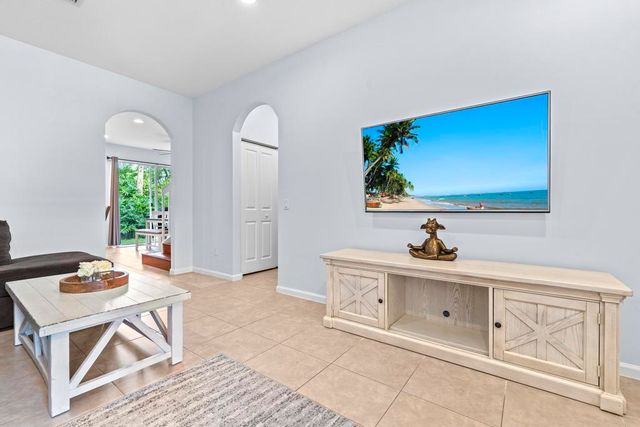 7221 Briella Drive, Boynton Beach, FL 33437