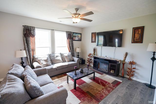1397 Abby Lane, Huntingburg, IN 47542
