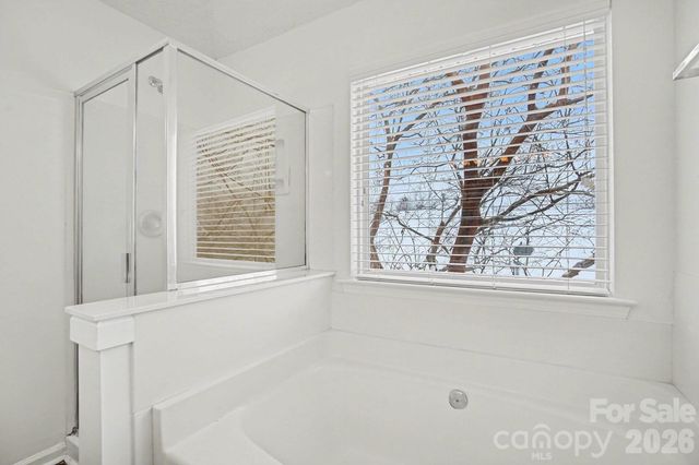 13316 Woodland Farm Drive, Charlotte, NC 28215