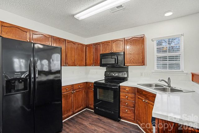 13316 Woodland Farm Drive, Charlotte, NC 28215