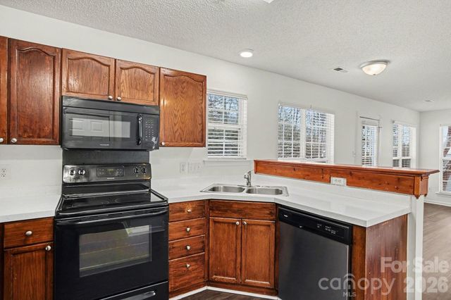 13316 Woodland Farm Drive, Charlotte, NC 28215