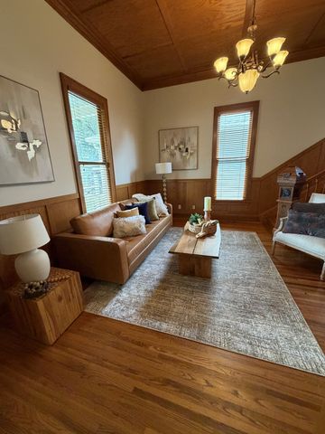 1413 Woodland St, Nashville, TN 37206
