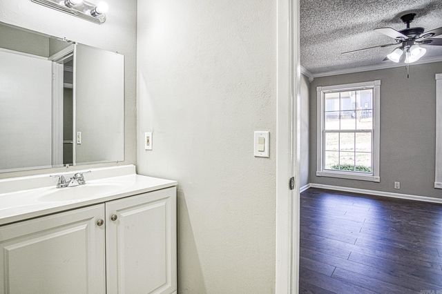 12 Perralena Way, Hot Springs Village, AR 71909