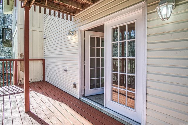 12 Perralena Way, Hot Springs Village, AR 71909