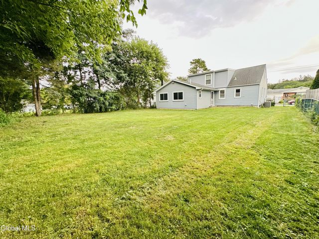 3219 Williams Street, Rotterdam, NY 12306