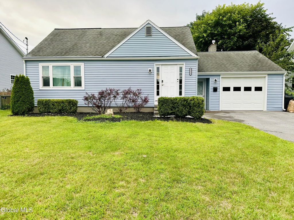 3219 Williams Street, Rotterdam, NY 12306