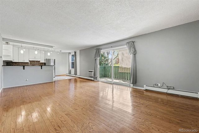 2150 S Vaughn Way 204D, Aurora, CO 80014