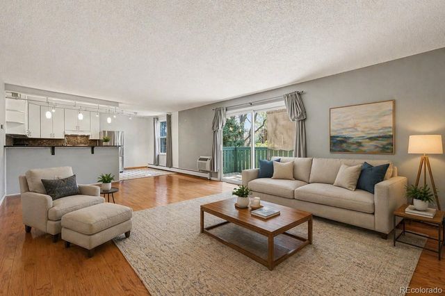 2150 S Vaughn Way 204D, Aurora, CO 80014