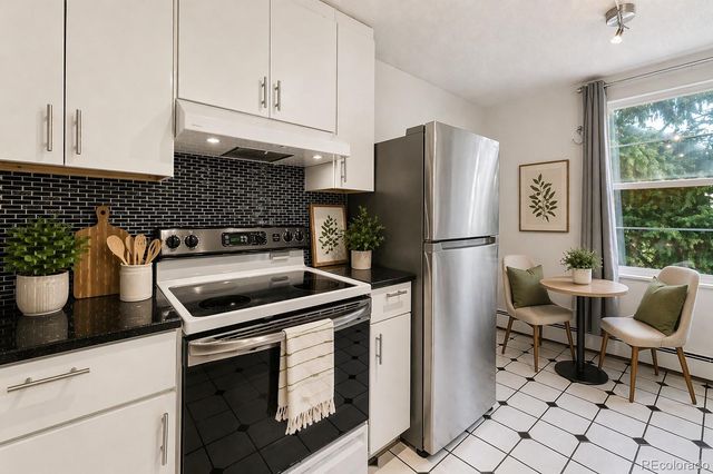 2150 S Vaughn Way 204D, Aurora, CO 80014