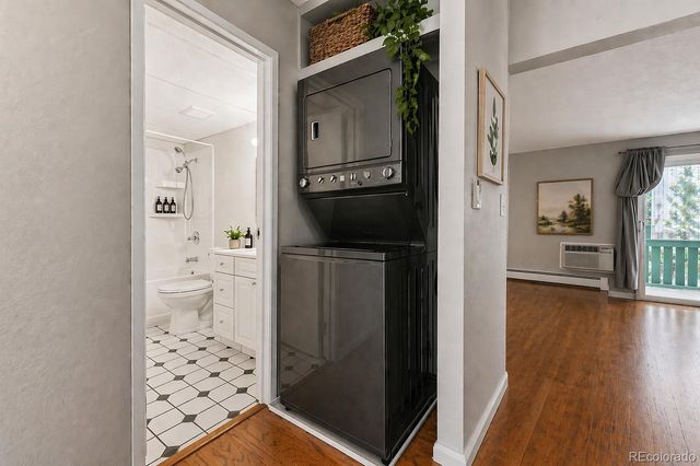 2150 S Vaughn Way 204D, Aurora, CO 80014