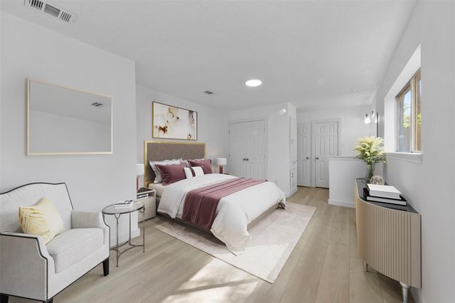 2042 Lexington Woods Drive, Spring, TX 77373