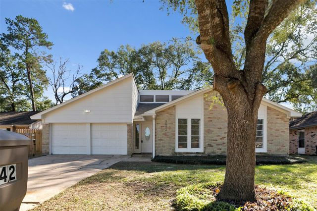 2042 Lexington Woods Drive, Spring, TX 77373