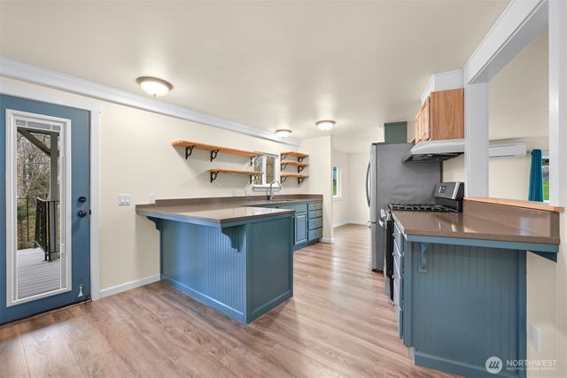 15393 Dewey Crest Lane, Anacortes, WA 98221