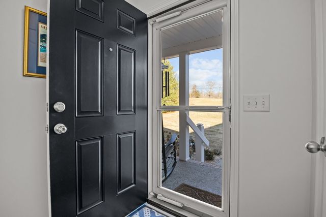 111 Contrary Rd, Burns, TN 37029