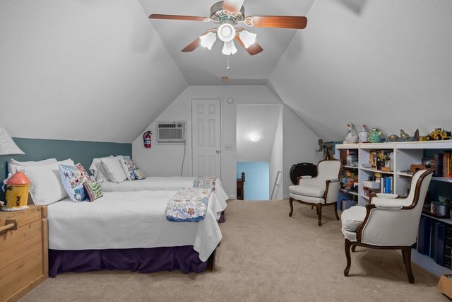 111 Contrary Rd, Burns, TN 37029